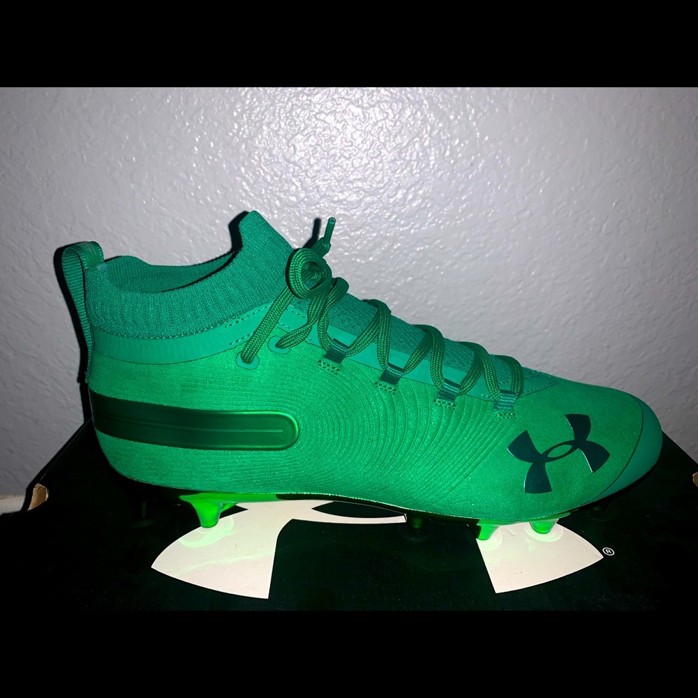 Under Armour Spotlight green Sz. 11.5